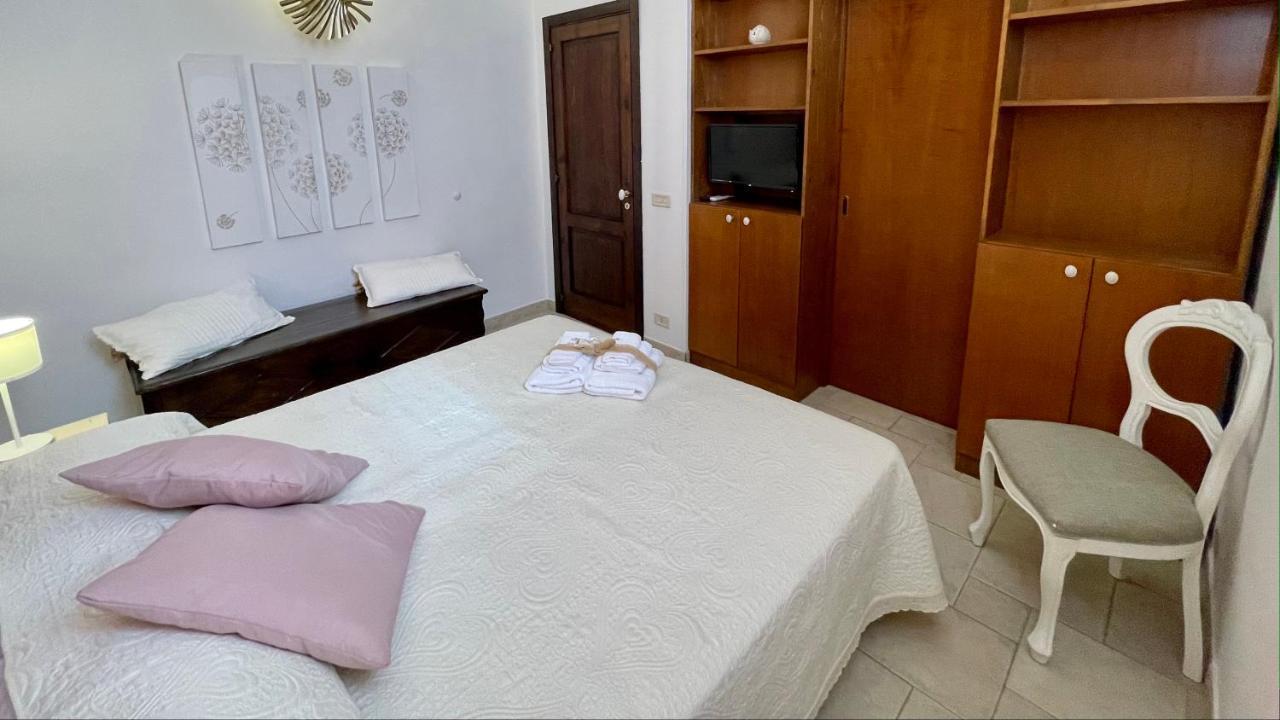 Dimora Bellini Apartment And Rooms Castellana Grotte Exterior photo