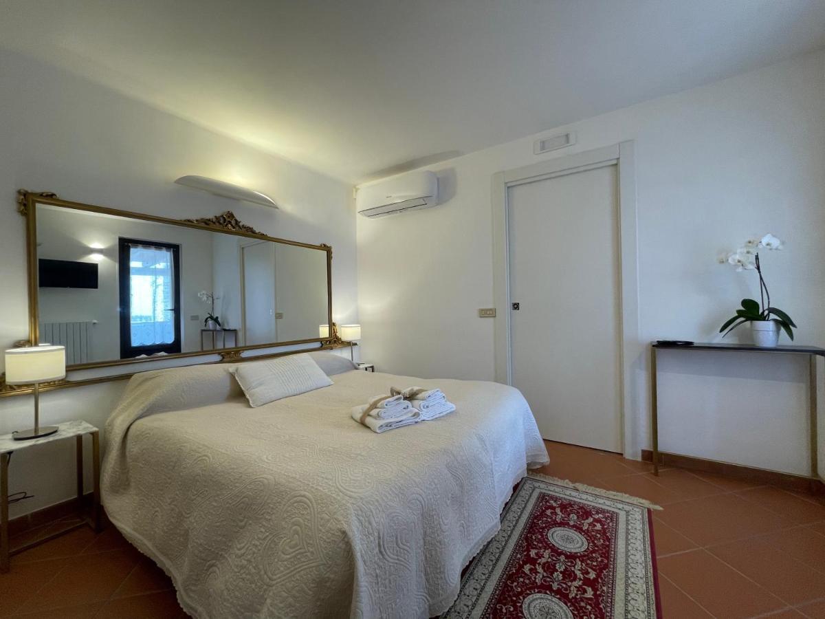 Dimora Bellini Apartment And Rooms Castellana Grotte Exterior photo