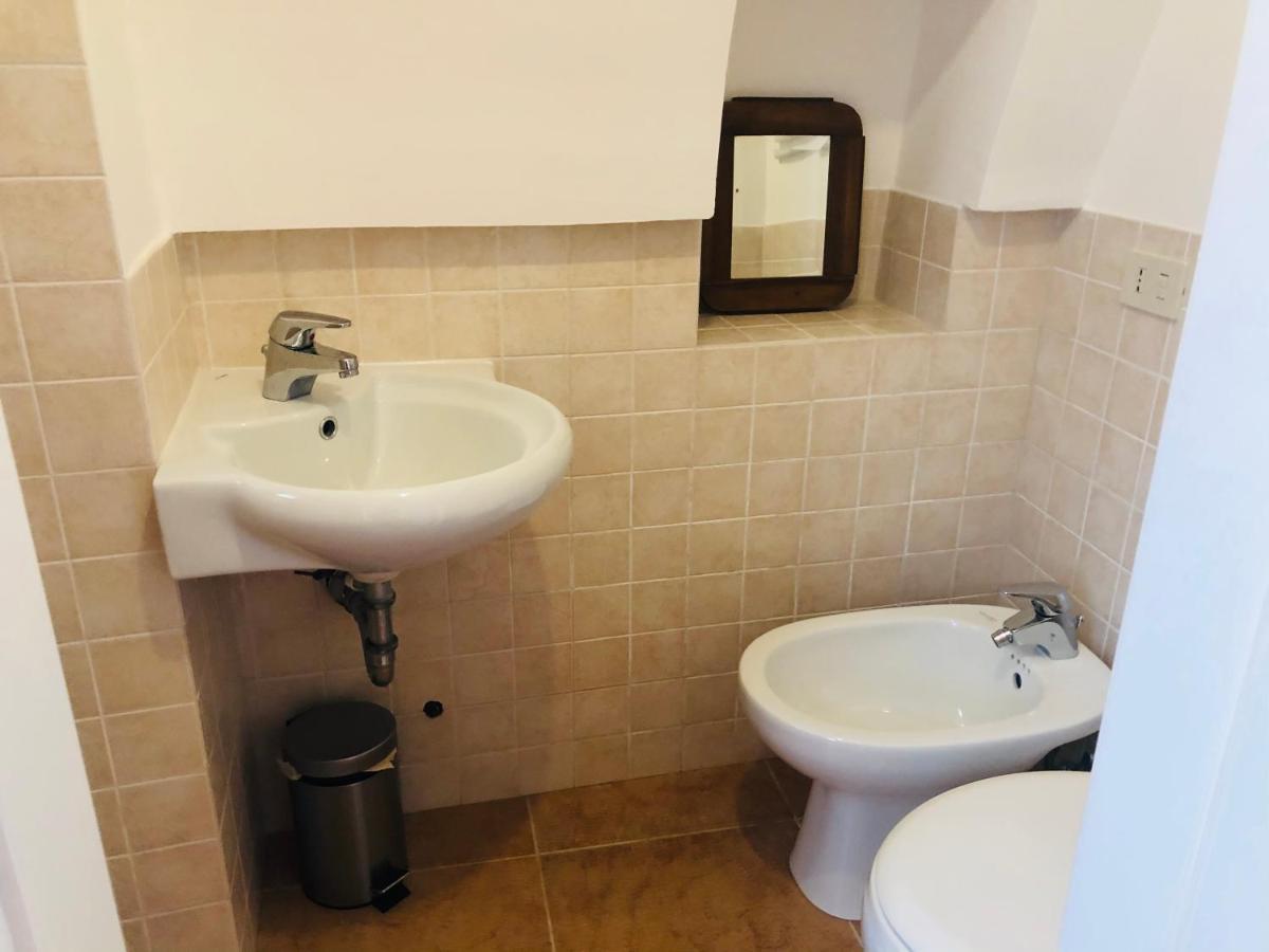 Dimora Bellini Apartment And Rooms Castellana Grotte Exterior photo
